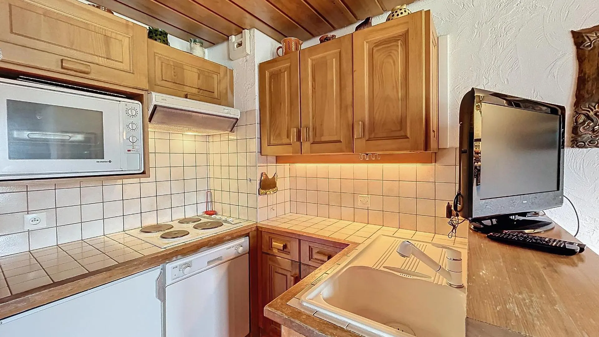 Appartement 2 Pieces Avec Parking, Au Pied Des Pistes - Fr-1-560-134 Combloux 0*,